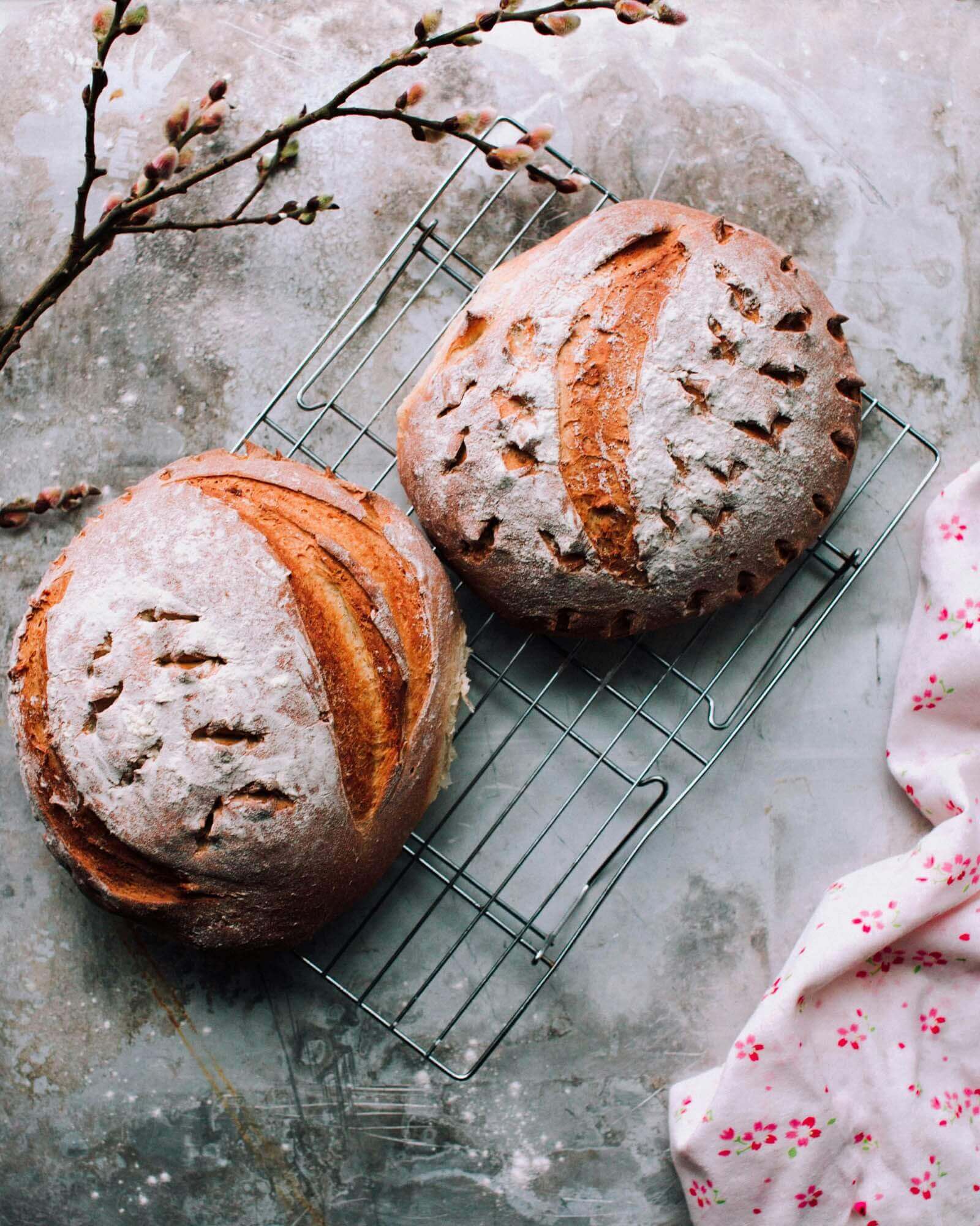 Brood bakken met zelfrijzend bakmeel
